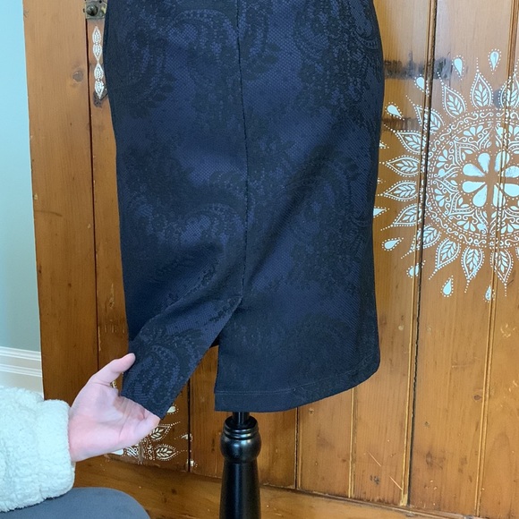 Beautiful Précis fitted midi dress - Picture 5 of 11